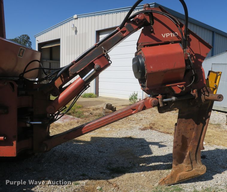 image for item EA9397 Ditch Witch HT100JD cable plow