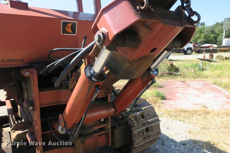 image for item EA9397 Ditch Witch HT100JD cable plow