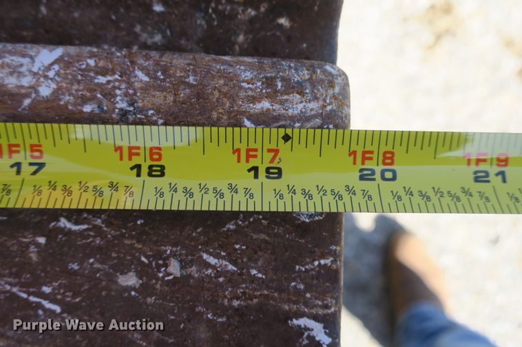 image for item EA9397 Ditch Witch HT100JD cable plow