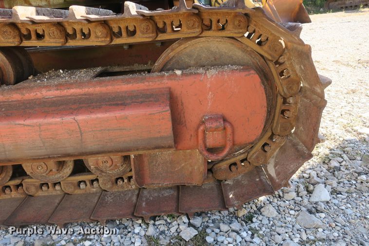 image for item EA9397 Ditch Witch HT100JD cable plow