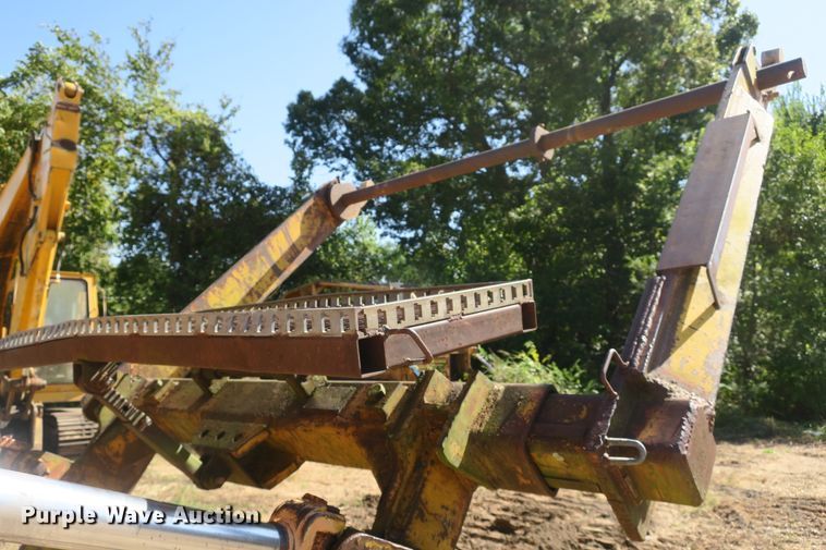 image for item EA9398 Fiat-Allis 16B cable plow