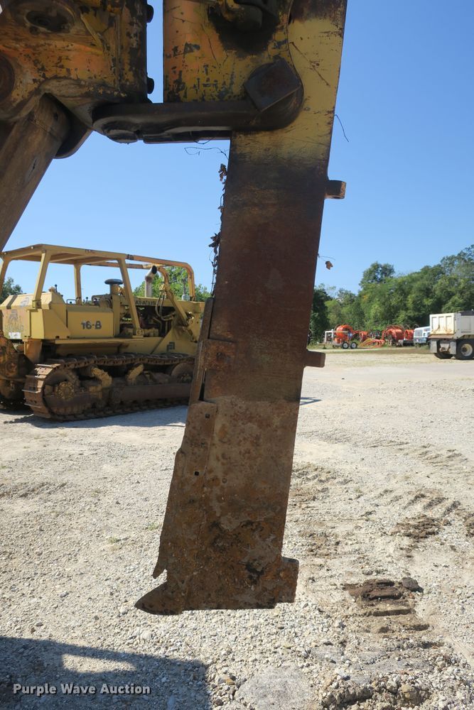 image for item EA9398 Fiat-Allis 16B cable plow