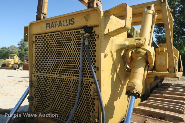 image for item EA9399 Fiat-Allis 16B dozer