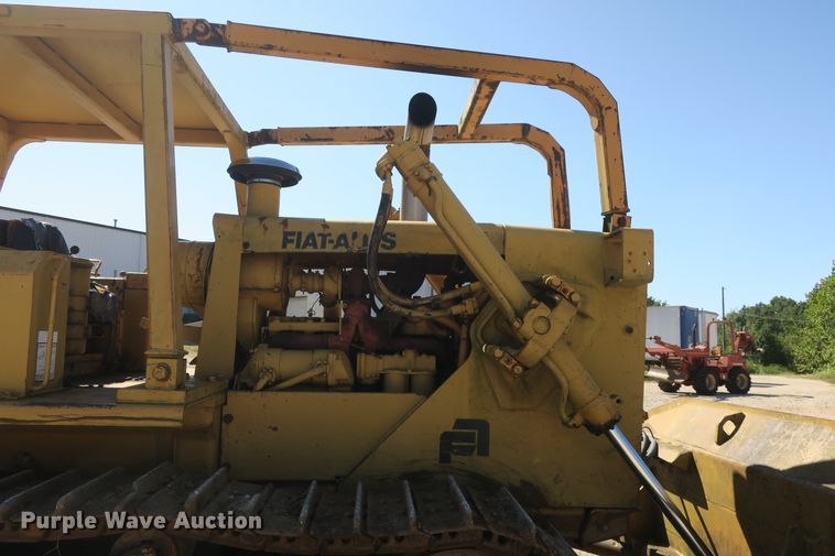 image for item EA9399 Fiat-Allis 16B dozer