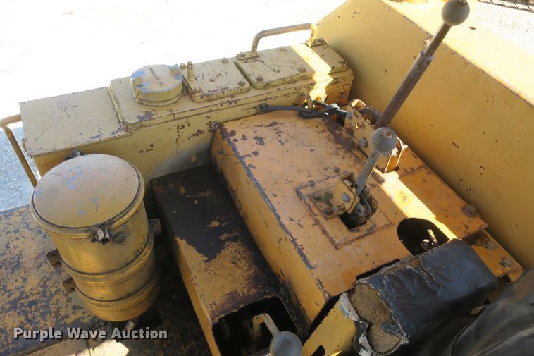image for item EA9399 Fiat-Allis 16B dozer