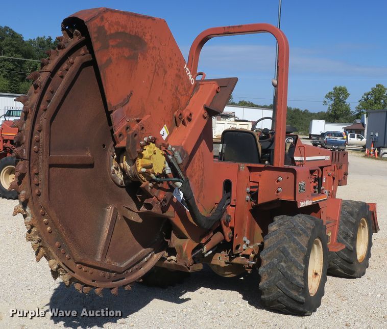 image for item EA9400 Ditch Witch 8020JD rock saw