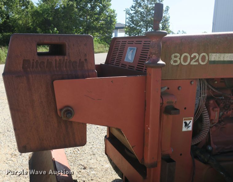image for item EA9400 Ditch Witch 8020JD rock saw
