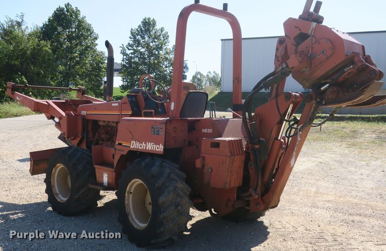 image for item EA9401 Ditch Witch 8020JD cable plow