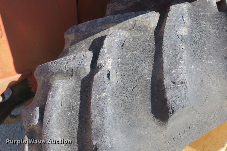 image for item EA9401 Ditch Witch 8020JD cable plow