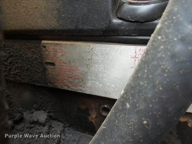 image for item EF9552 1993 Peterbilt 378 truck cab and chassis