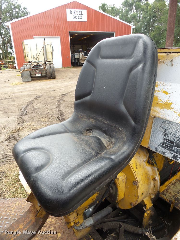image for item EF9553 1977 Waldon 5000 wheel loader