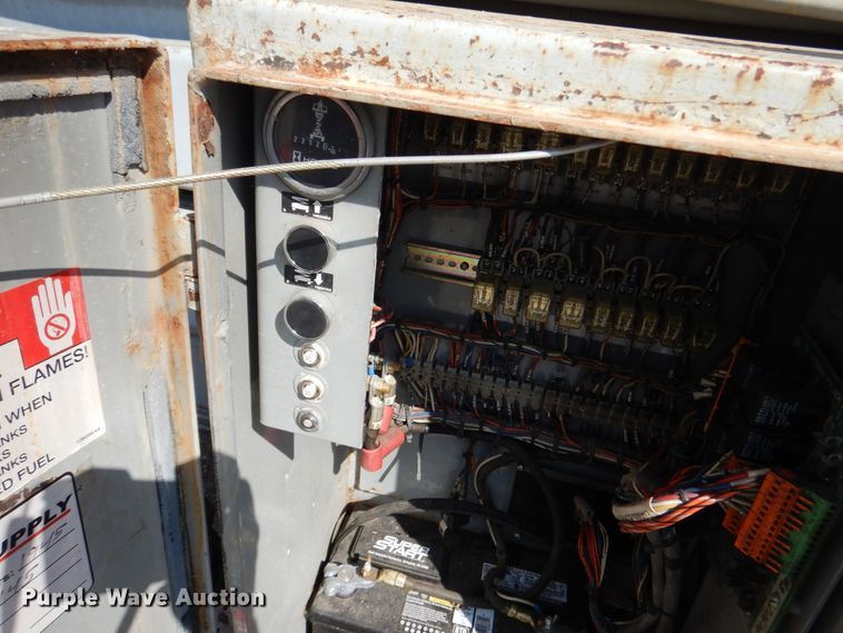 image for item EK9080 2006 Sky Jack SJ8841 scissor lift