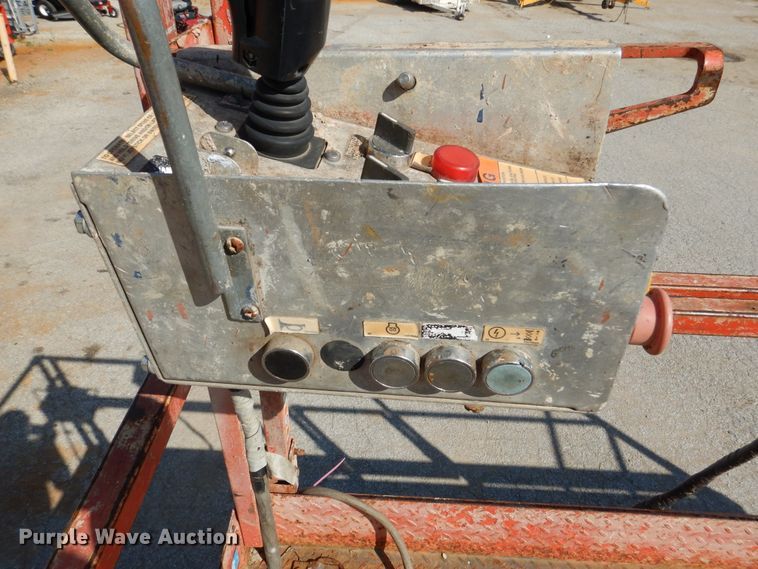 image for item EK9080 2006 Sky Jack SJ8841 scissor lift