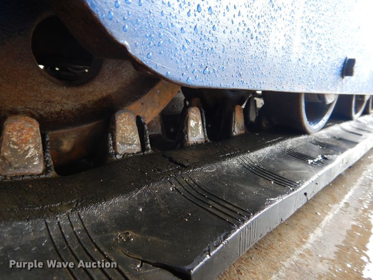 image for item EK9082 2011 IHI CL35 skid steer