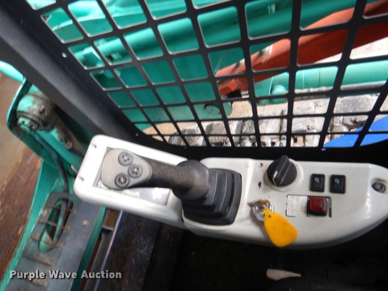 image for item EK9082 2011 IHI CL35 skid steer