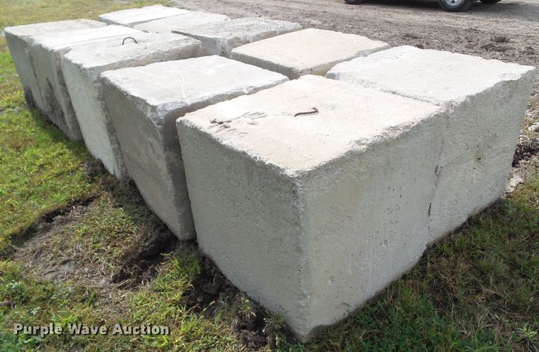 image for item EM9848 (10) concrete blocks