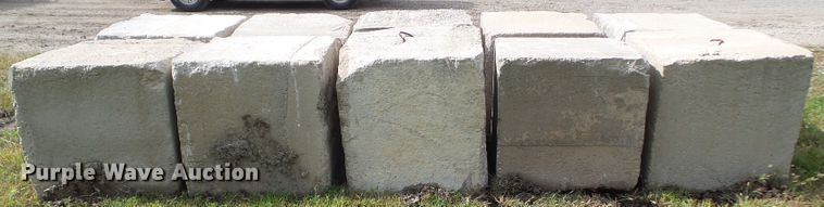 image for item EM9848 (10) concrete blocks