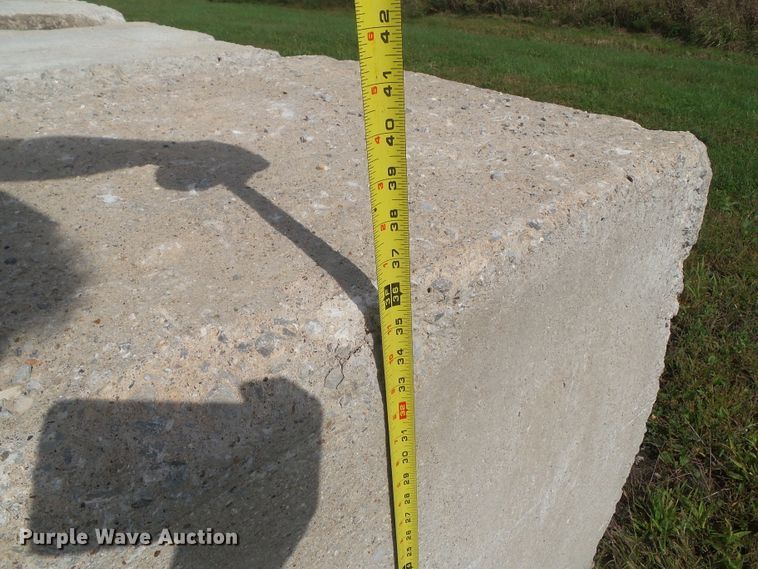 image for item EM9848 (10) concrete blocks