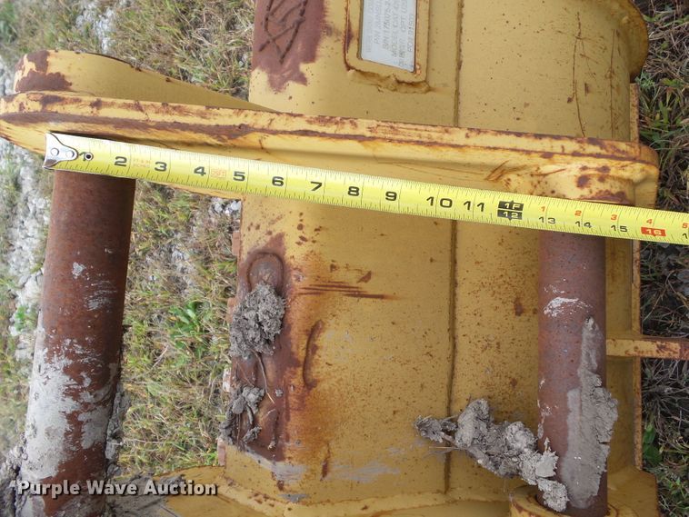 image for item EM9849 (2) Werk Brau backhoe buckets