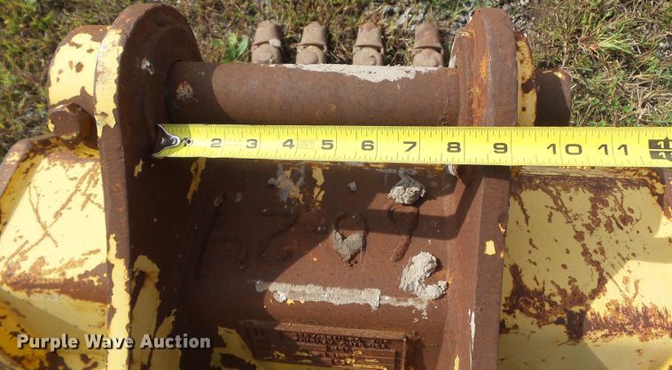 image for item EM9849 (2) Werk Brau backhoe buckets