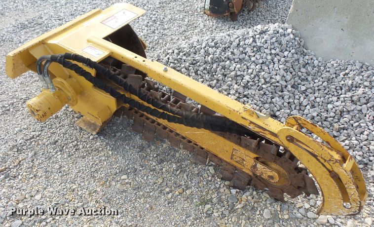 image for item FB9288 2015 Vermeer STR48 compact utility loader trencher
