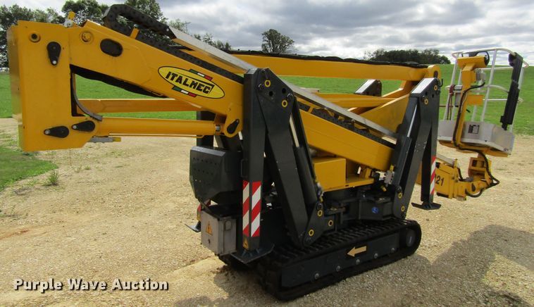 image for item FD9282 2008 Italmec R21 boom lift