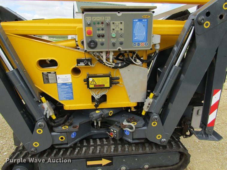 image for item FD9282 2008 Italmec R21 boom lift