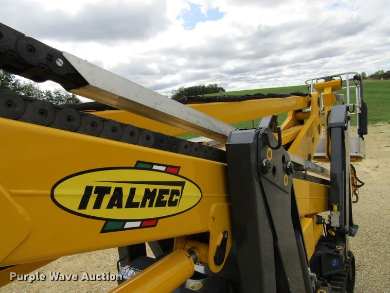 image for item FD9282 2008 Italmec R21 boom lift