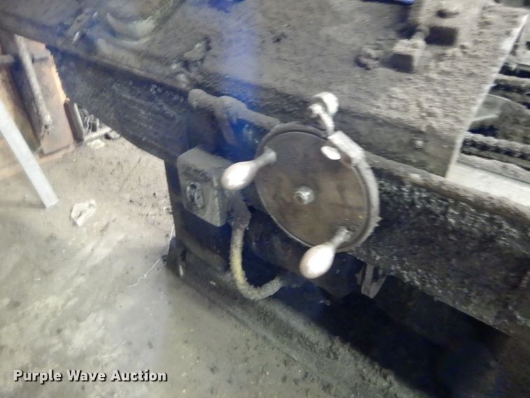 image for item FI9643 Newman G240 single knife grinder chipper knife sharpener