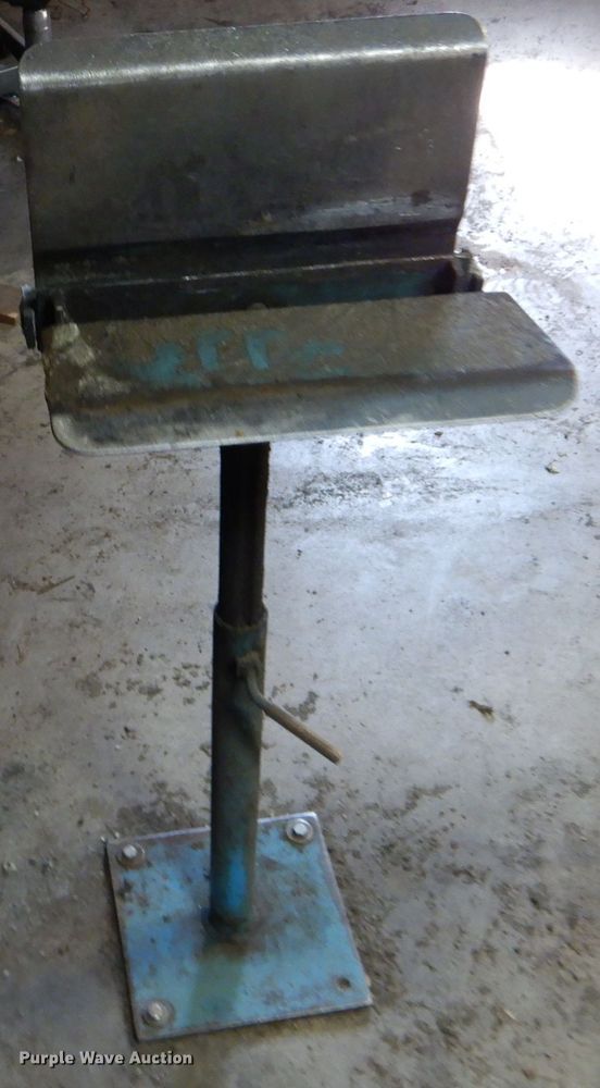 image for item FI9644 Armstrong No 4 band saw blade sharpener