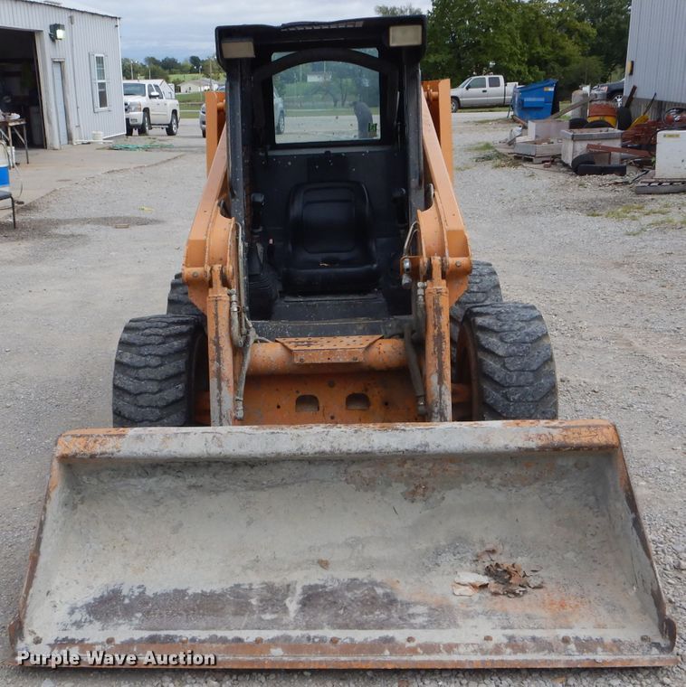 image for item FI9694 2006 Case 440 skid steer