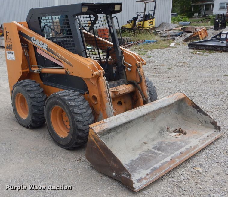 image for item FI9694 2006 Case 440 skid steer