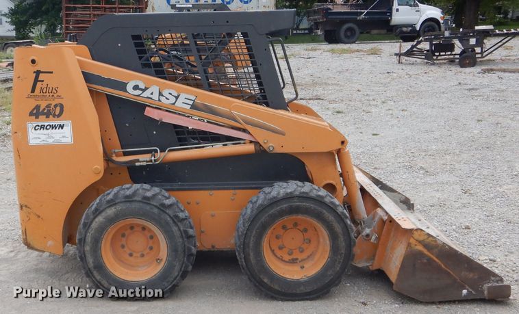image for item FI9694 2006 Case 440 skid steer
