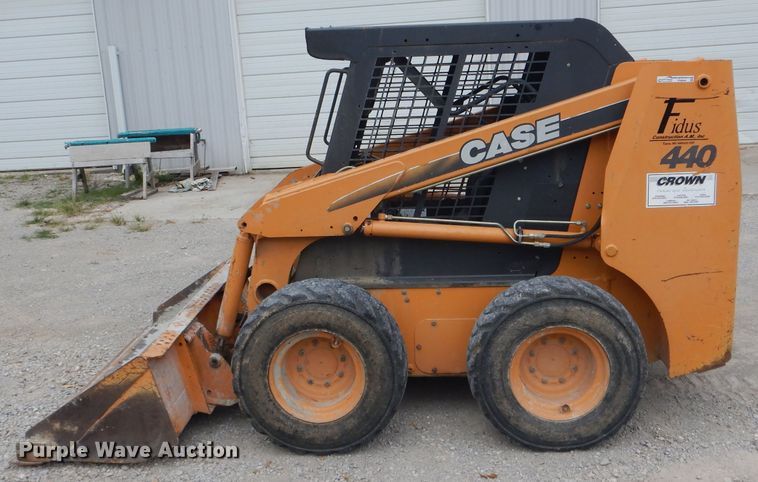 image for item FI9694 2006 Case 440 skid steer
