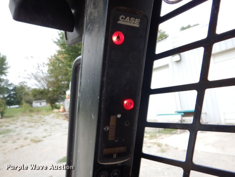 image for item FI9694 2006 Case 440 skid steer