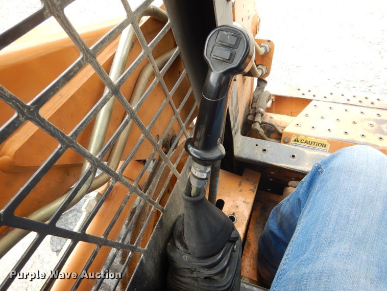 image for item FI9694 2006 Case 440 skid steer