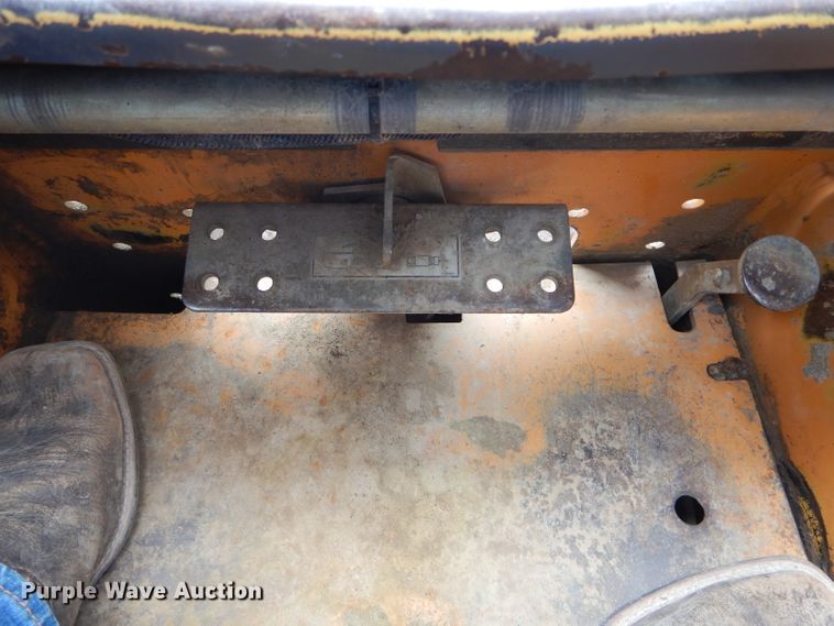 image for item FI9694 2006 Case 440 skid steer