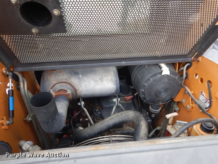 image for item FI9694 2006 Case 440 skid steer