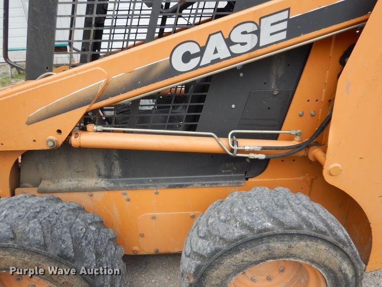 image for item FI9694 2006 Case 440 skid steer