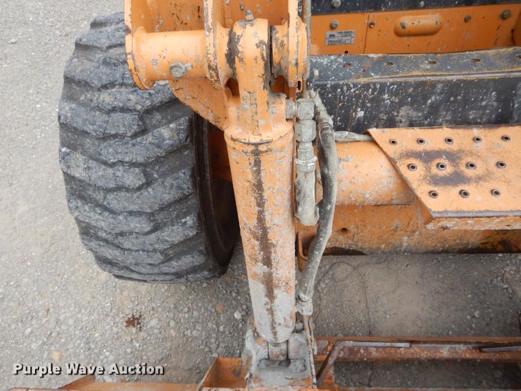 image for item FI9694 2006 Case 440 skid steer