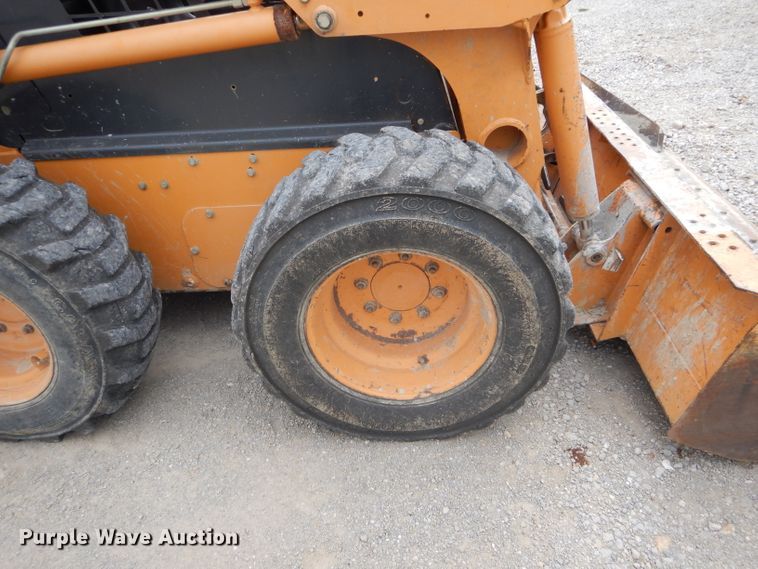 image for item FI9694 2006 Case 440 skid steer