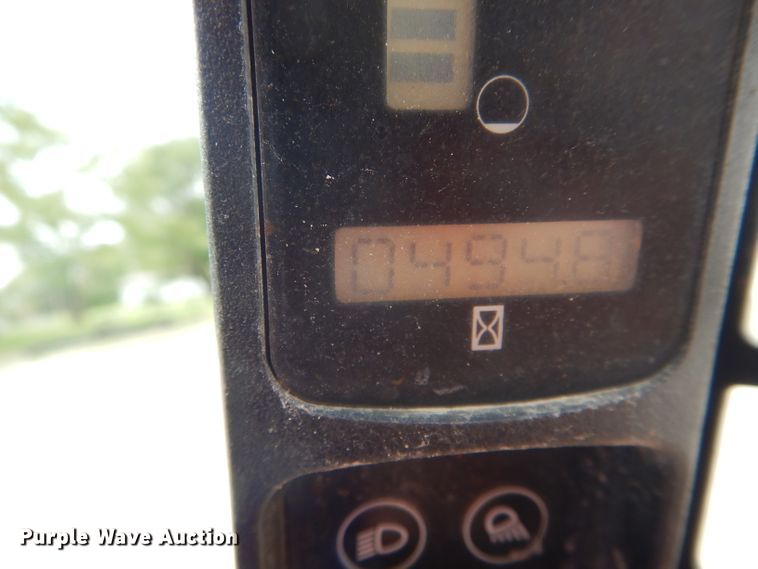 image for item FI9695 2005 Case 430 skid steer