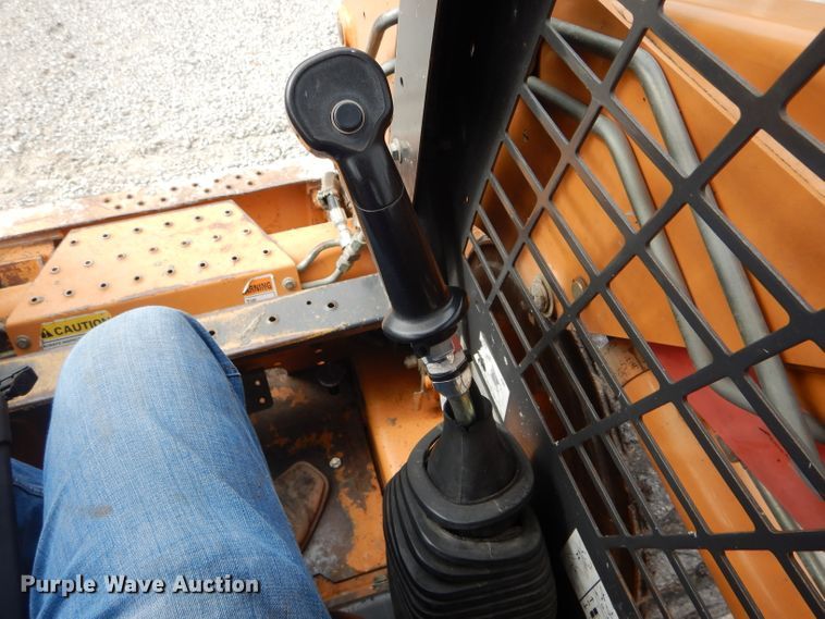 image for item FI9695 2005 Case 430 skid steer