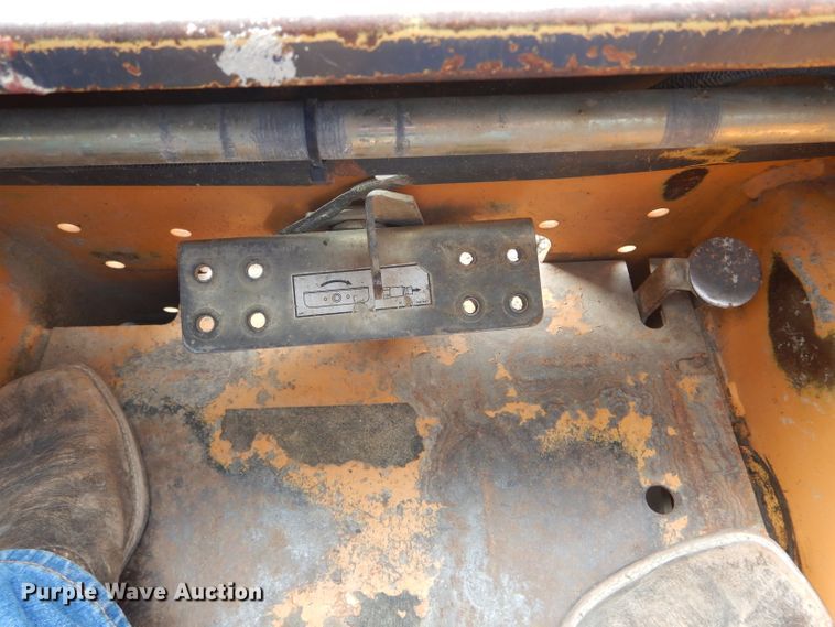 image for item FI9695 2005 Case 430 skid steer