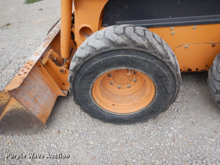 image for item FI9695 2005 Case 430 skid steer