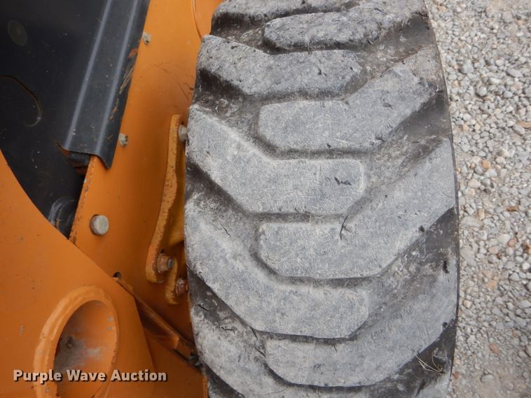 image for item FI9695 2005 Case 430 skid steer