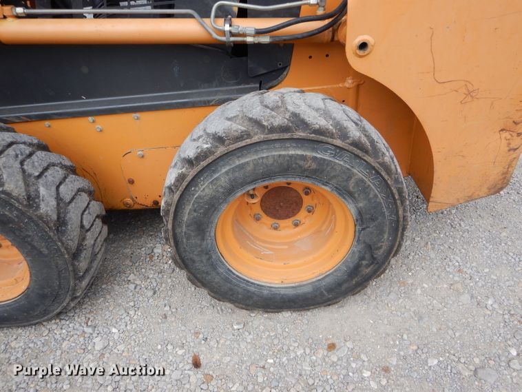 image for item FI9695 2005 Case 430 skid steer