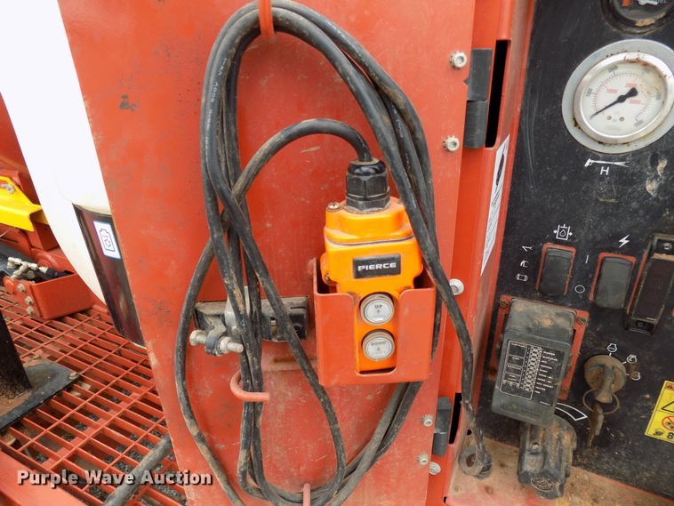 image for item FK9805 2016 Ditch Witch FX30 vacuum excavator