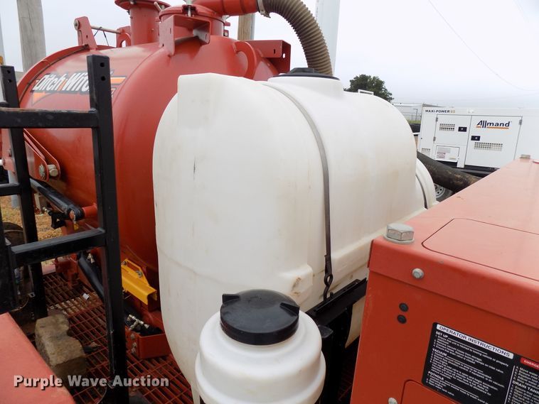 image for item FK9805 2016 Ditch Witch FX30 vacuum excavator