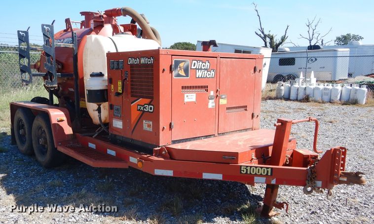 image for item FK9815 2017 Ditch Witch FX30 vacuum excavator